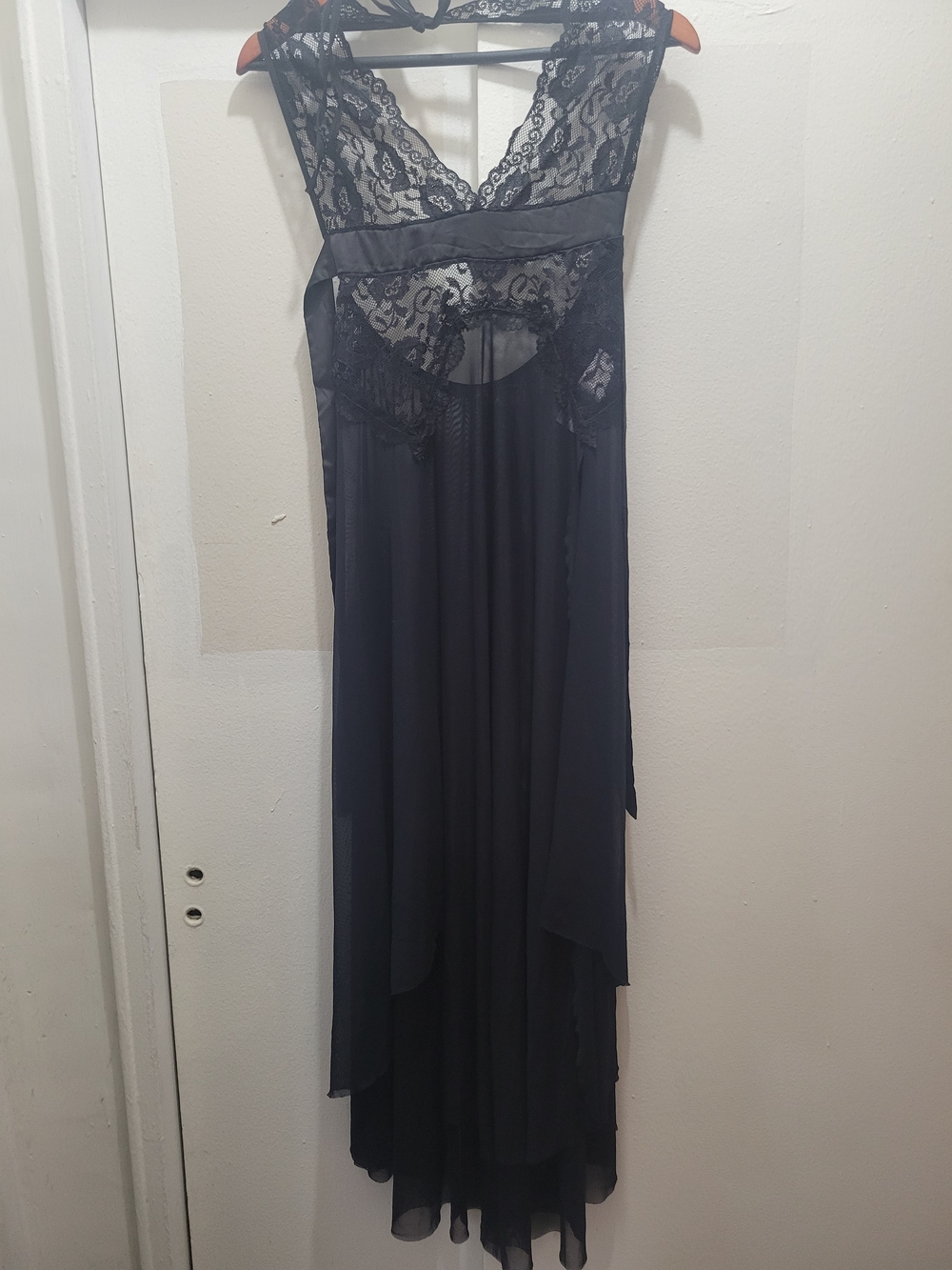 Black Lace & Chiffon Long Nightgown - Elegant Women's Sleepwear